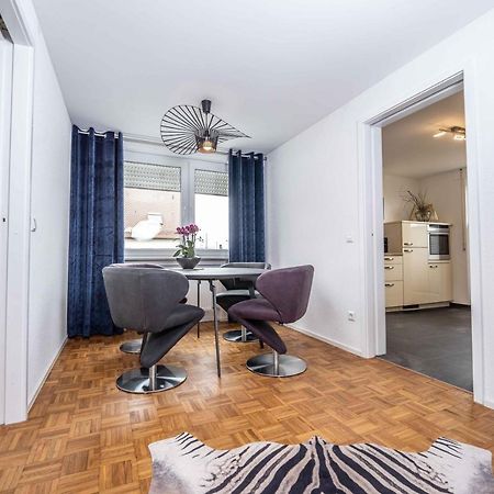 City Wohnung Fn L 5 Klimatisiert Mit Balkon Und Kueche Friedrichshafen Ngoại thất bức ảnh