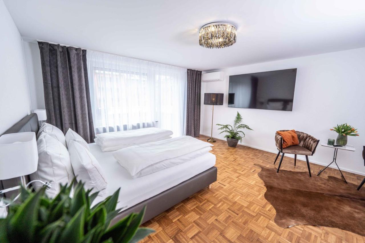 City Wohnung Fn L 5 Klimatisiert Mit Balkon Und Kueche Friedrichshafen Ngoại thất bức ảnh