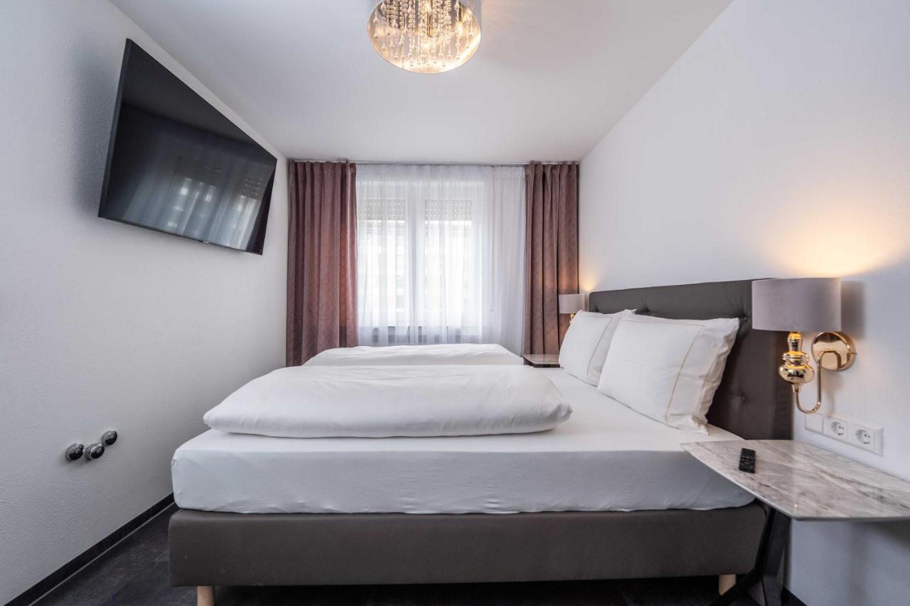 City Wohnung Fn L 5 Klimatisiert Mit Balkon Und Kueche Friedrichshafen Ngoại thất bức ảnh