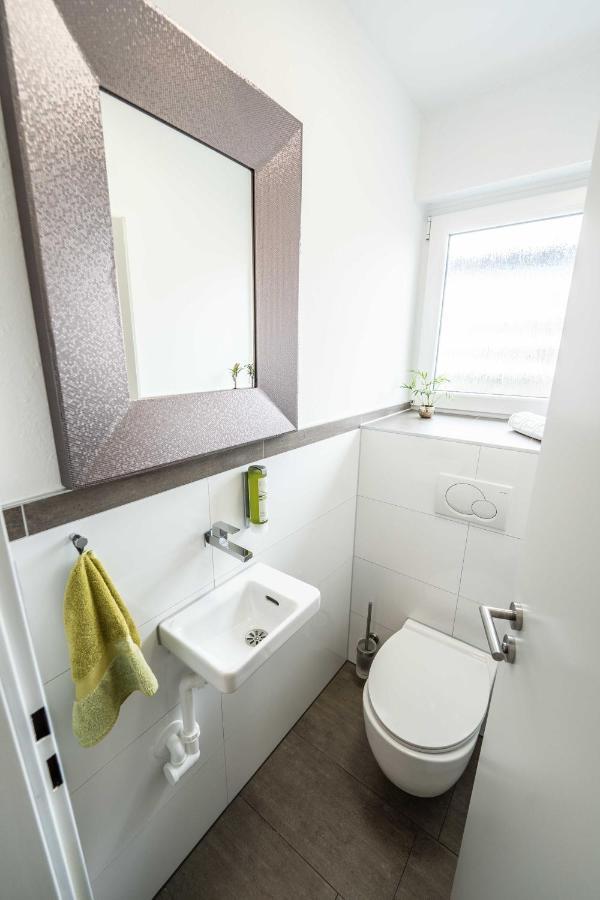 City Wohnung Fn L 5 Klimatisiert Mit Balkon Und Kueche Friedrichshafen Ngoại thất bức ảnh