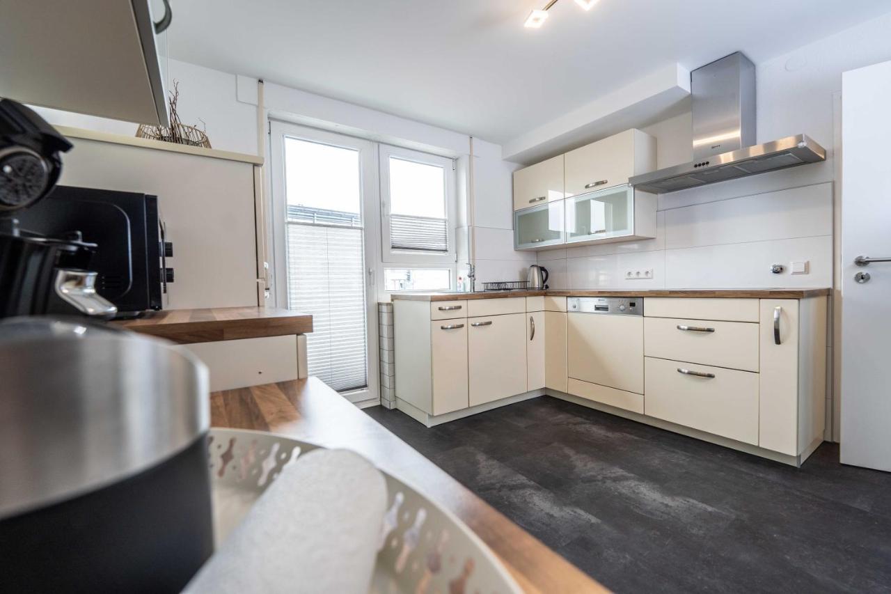 City Wohnung Fn L 5 Klimatisiert Mit Balkon Und Kueche Friedrichshafen Ngoại thất bức ảnh