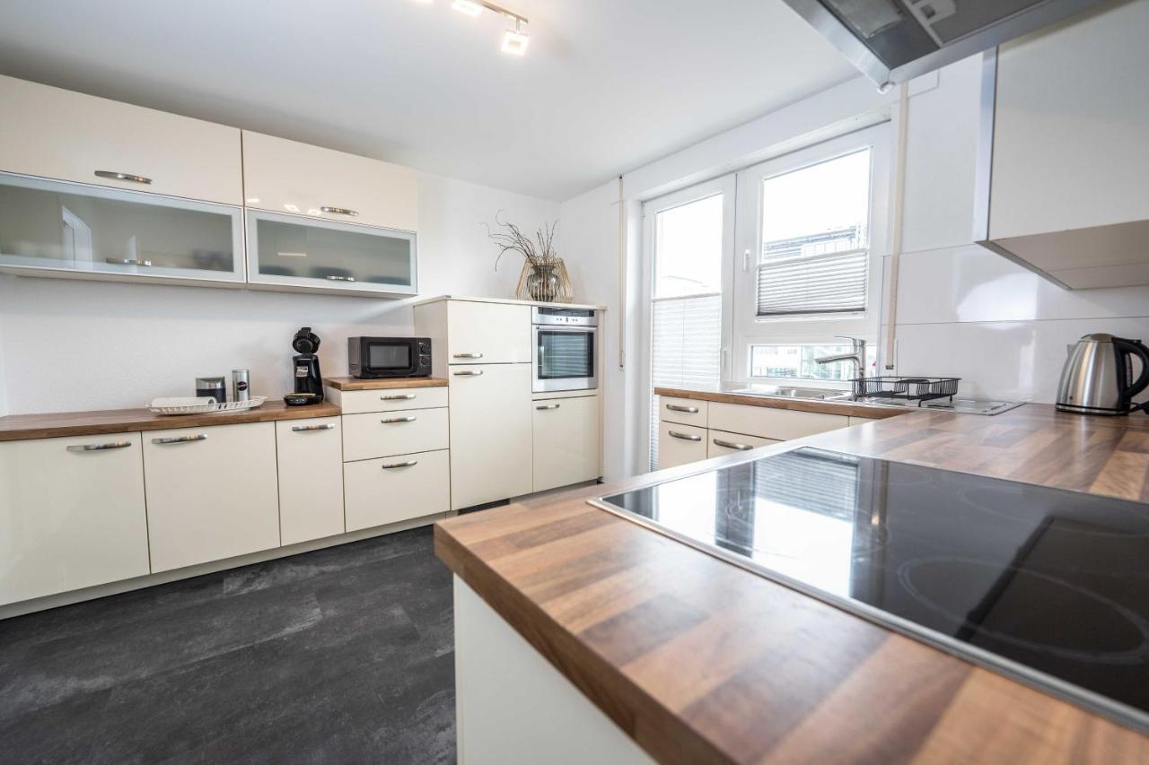 City Wohnung Fn L 5 Klimatisiert Mit Balkon Und Kueche Friedrichshafen Ngoại thất bức ảnh